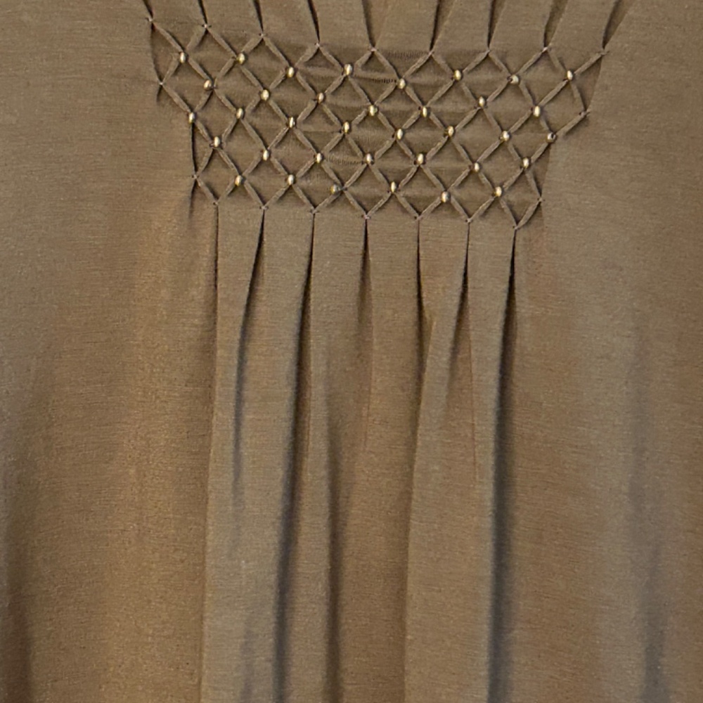BCBGMaxAzria Brown Top, Compliment figure, Size M, Like New, worn 2 times - Picture 16 of 16